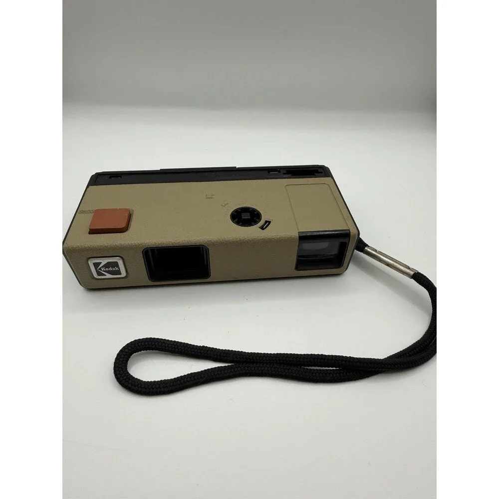Vintage Kodak Hawkeye Pocket Instamatic 110 Film Camera Beige Made in USA